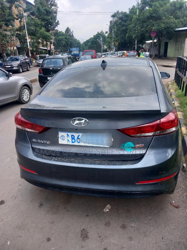 Hyundai Avante 2016 Gray