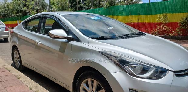 Hyundai Elantra 2013 Silver