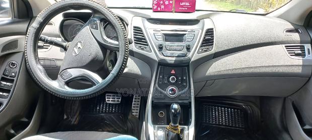 Hyundai Elantra 2013 Silver