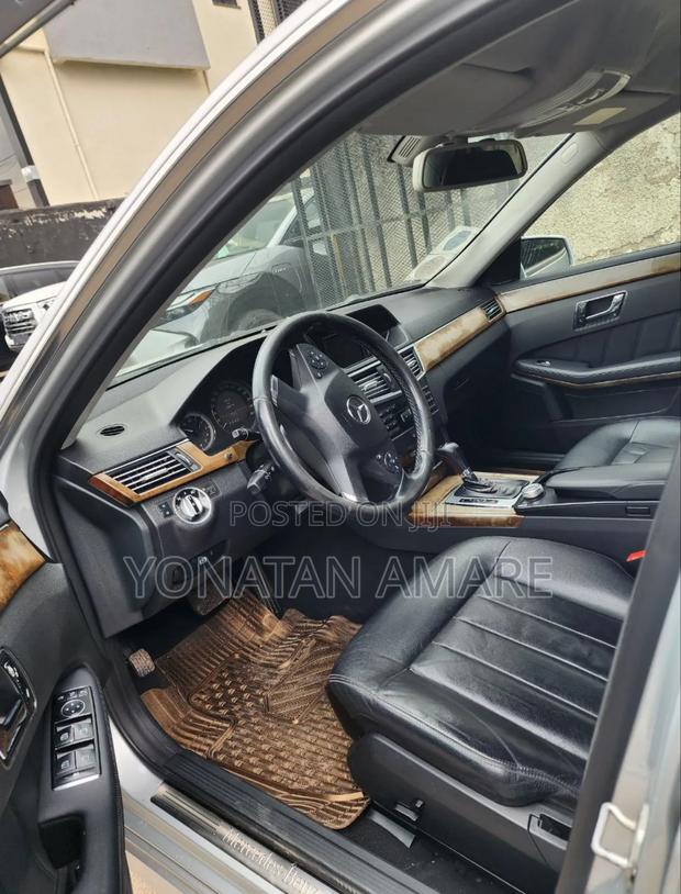 Mercedes-Benz E250 2011 Silver