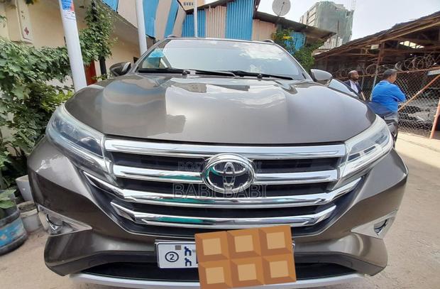Toyota Rush 2023 Gray