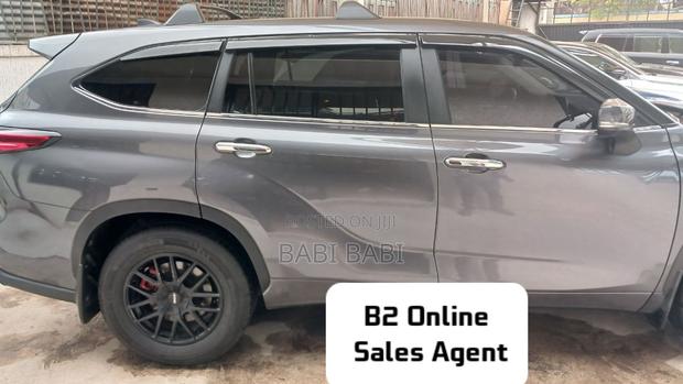 New Toyota Highlander 2023 Gray