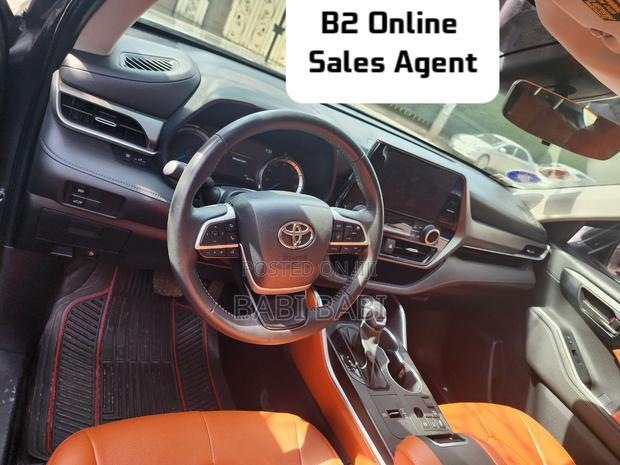 New Toyota Highlander 2023 Gray