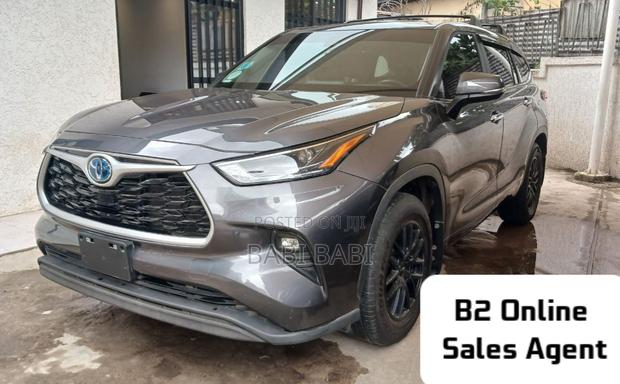 New Toyota Highlander 2023 Gray