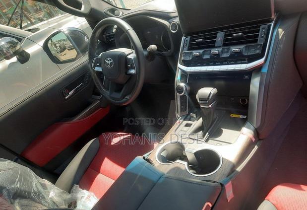 Toyota Land Cruiser 2023 Black