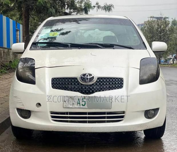 Toyota Yaris 1.3 VVT-i Automatic 2008 White