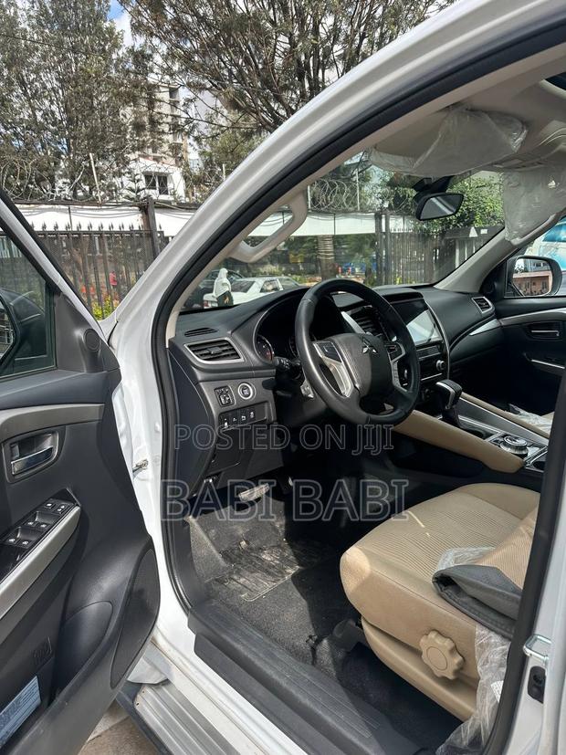 New Mitsubishi Pajero 2023 White