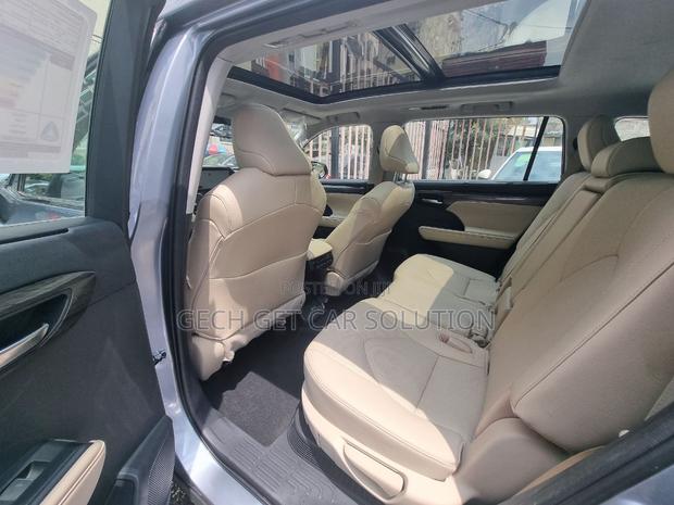 New Toyota Highlander 2023 Blue