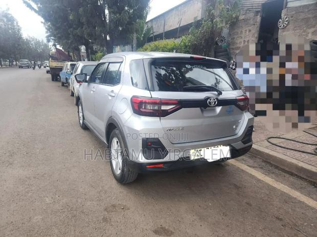 Toyota Raize 2022 Silver