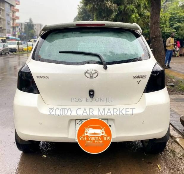 Toyota Yaris 1.3 VVT-i 2008 Ivory