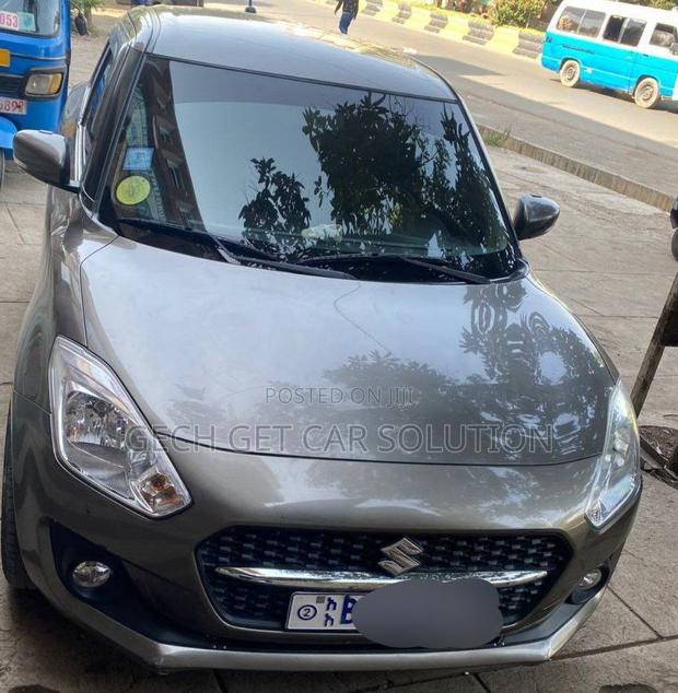 Suzuki Swift 2021 Gray
