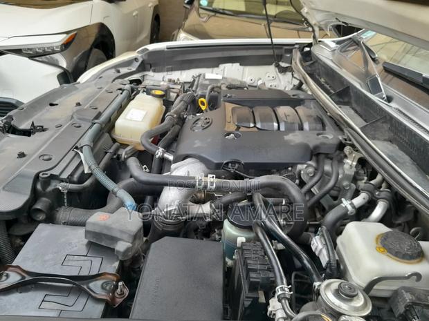 Toyota Land Cruiser Prado 2011 White