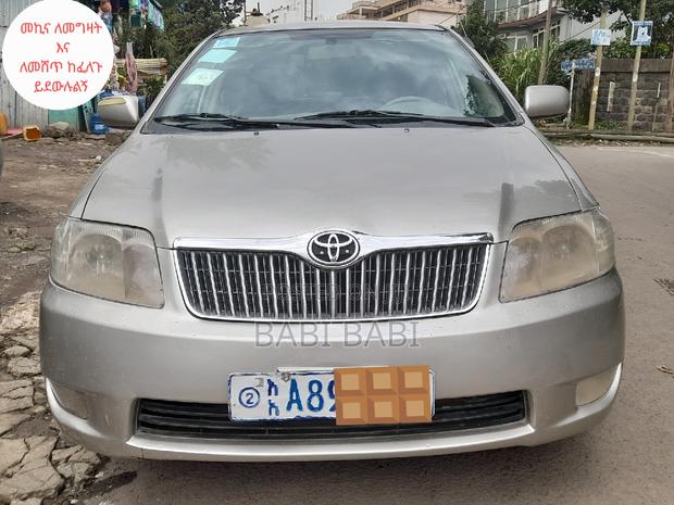 Toyota Corolla 2003 Gold