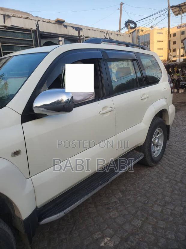 Toyota Land Cruiser Prado 2003 White