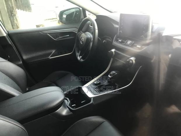 New Toyota RAV4 Limited AWD 2023