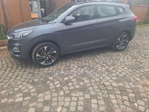 Hyundai Tucson Limited FWD 2019 Gray