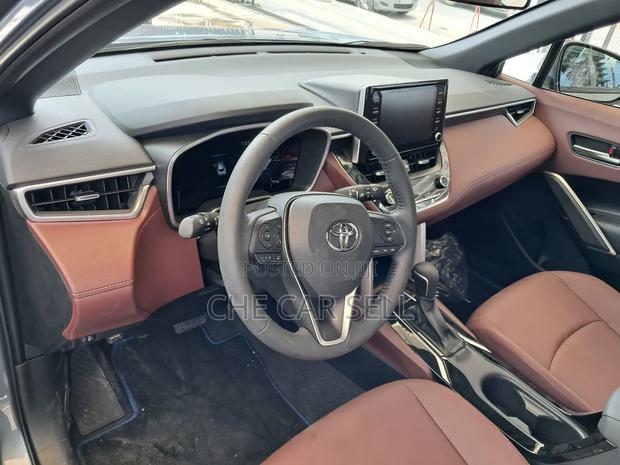 New Toyota Corolla Cross 2023 White