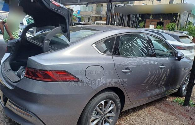 New BYD Qin Plus DM-i 2025 Gray
