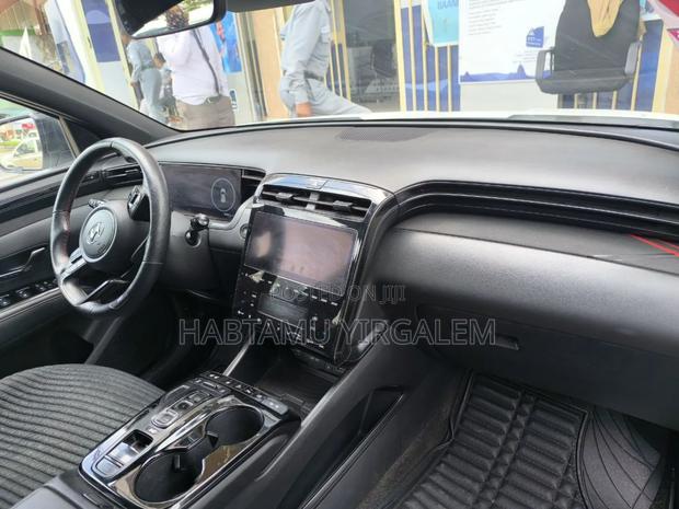 Hyundai Tucson 2021 White