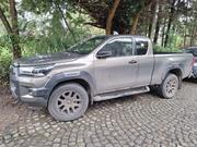 Toyota Hilux 2022 Gray for sale
