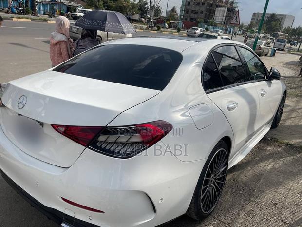 Mercedes-Benz C200 2022 White