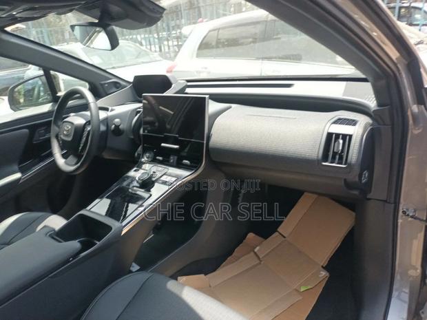New Toyota bZ4X 2024 Gray
