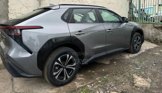 New Toyota bZ4X 2023 Gray