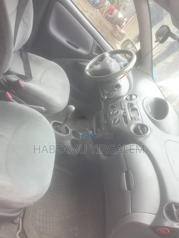 Toyota Yaris 2008 White