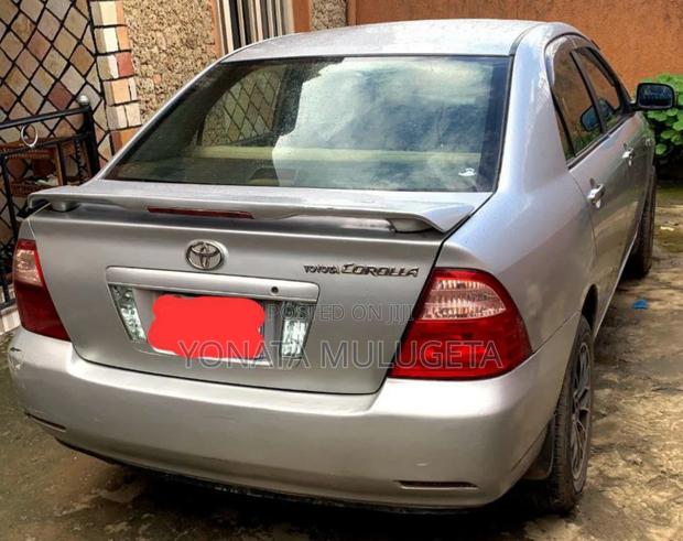 Toyota Corolla 2007 White