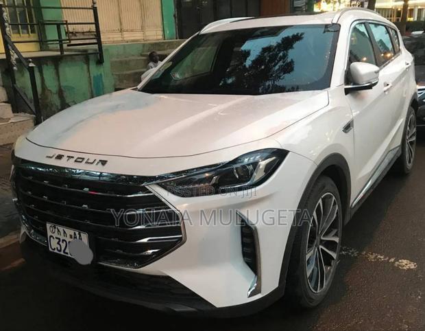 Jetour X70 Plus 2022 White