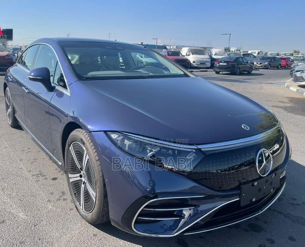Mercedes-Benz EQE 2023 Matt Black