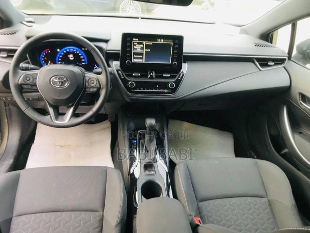 Toyota Corolla 2020 Gold