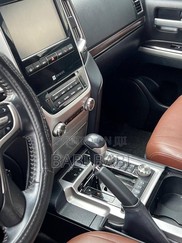 Toyota Land Cruiser 2020 Matt Black