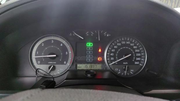 Toyota Land Cruiser 2012