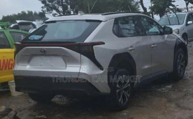 New Toyota bZ4X 2023 Silver
