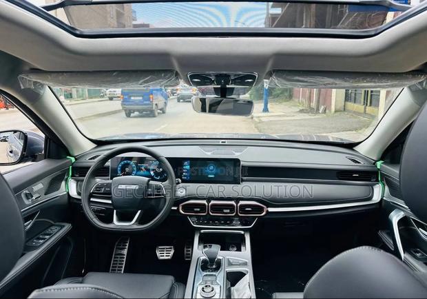 New Jetour X70 Plus 2024 Beige