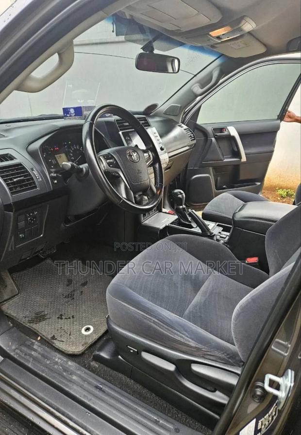 Toyota Land Cruiser 2021 Gray