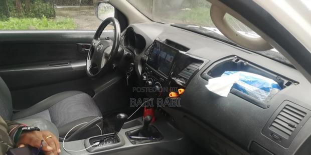 Toyota Hilux 2013 White