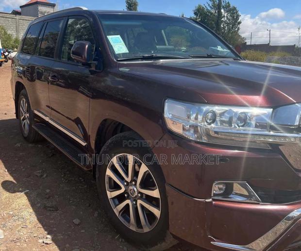 Toyota Land Cruiser 4.5 V8 GXR 2020 Burgundy