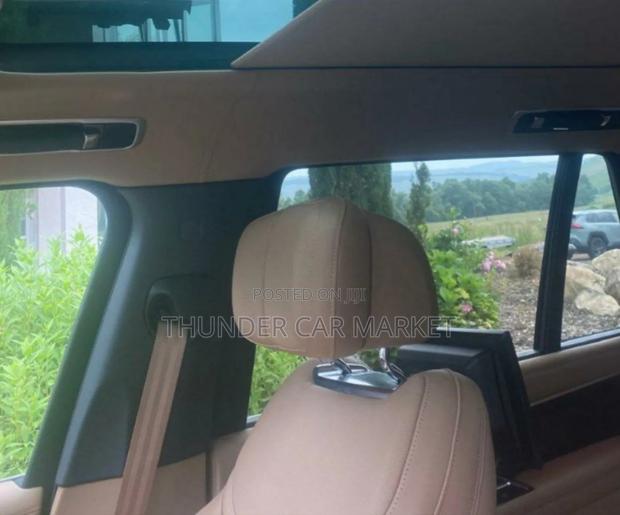 New Land Rover Range Rover 2024 Gold