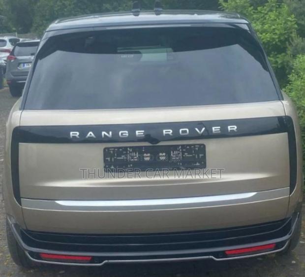 New Land Rover Range Rover 2024 Gold