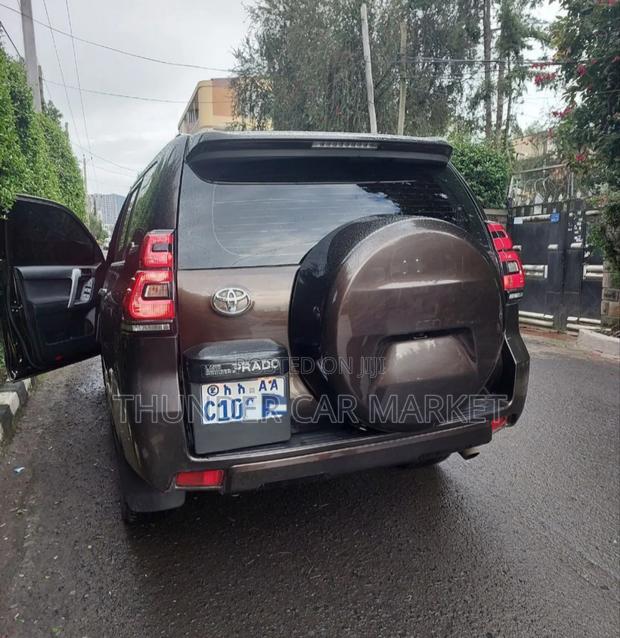 Toyota Land Cruiser 2020 Gray