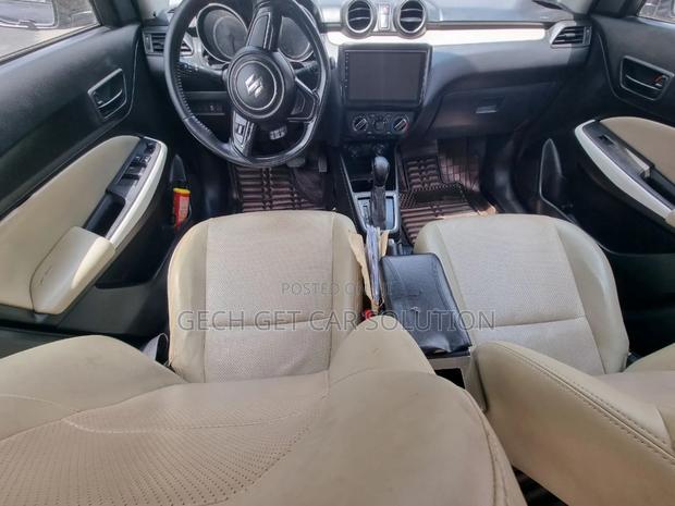 Suzuki Swift 2021 Black