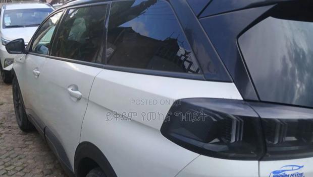 Peugeot 5008 1.2 PureTech 130 GT Line 2021 White
