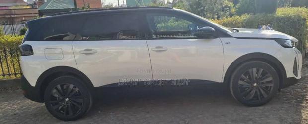Peugeot 5008 1.2 PureTech 130 GT Line 2021 White