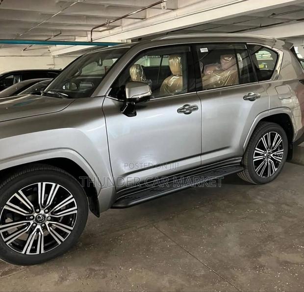 New Lexus LX 2023 Silver