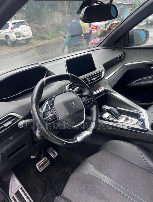 Peugeot 3008 2021 White