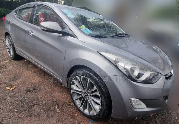 Hyundai Avante 2013 Gray