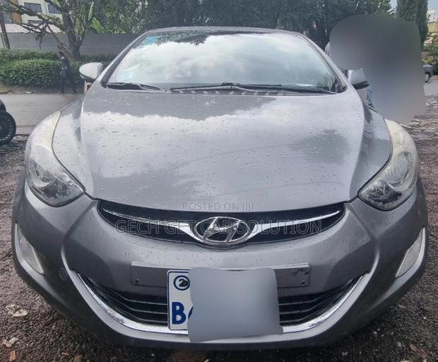 Hyundai Avante 2013 Gray