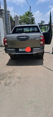 Toyota Hilux 2021 Gray for sale